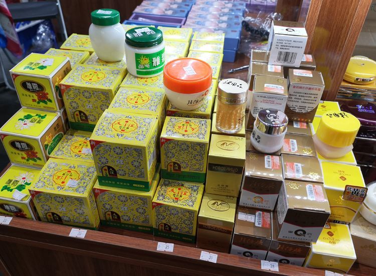 5个暴露年龄的老国货护肤品，还是熟悉的包装，效果却不输进口货