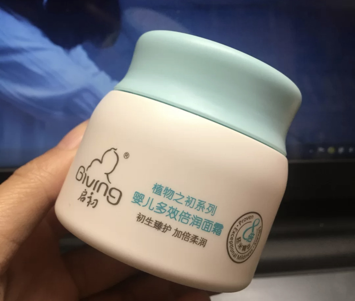 國貨麵霜才是“隱藏王者”，補水保濕樣樣不差，美加淨用了好多年