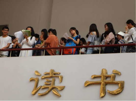 三本大学到底值得念吗？北大教授直言“误人子弟”，家长表示认同