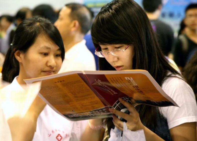 一所二本院校成为“黑马”，分数线堪比清北，学生表示想静静