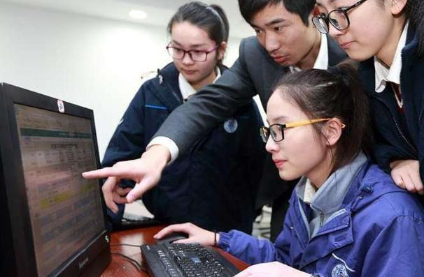 本省上大学VS外省上大学，两者之间有啥差别？过来人表示有话说