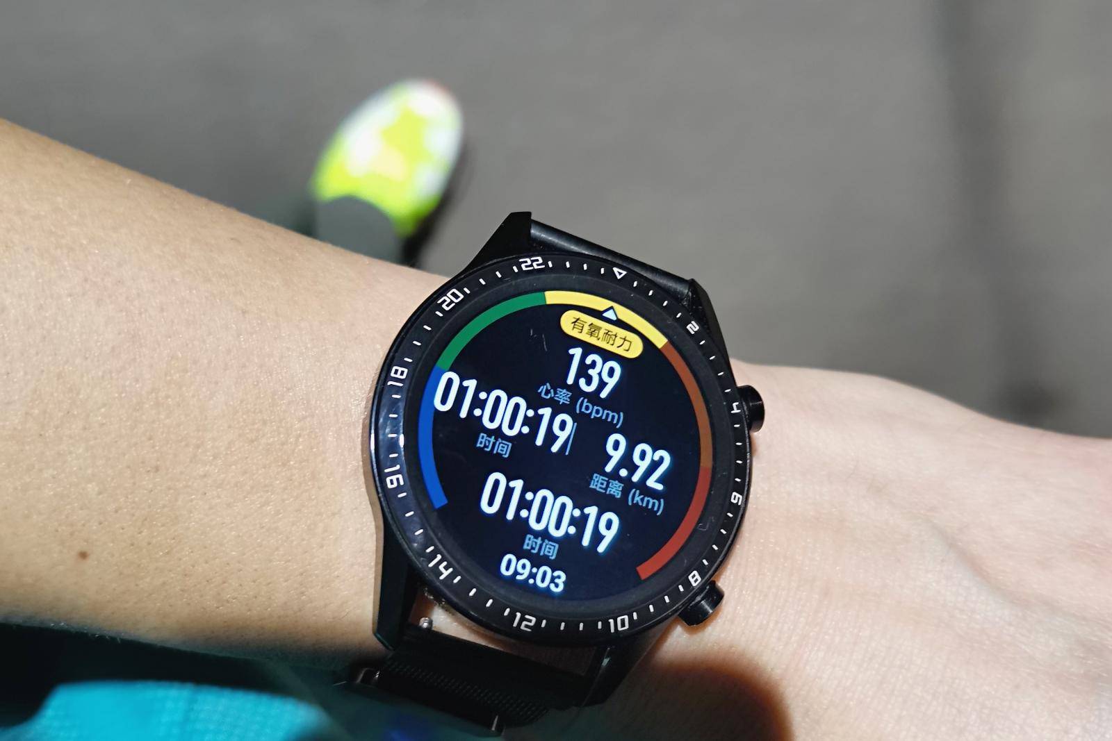 国货精品，必迈最新高科技缓震跑鞋，跑步小白及大体重跑者的福音