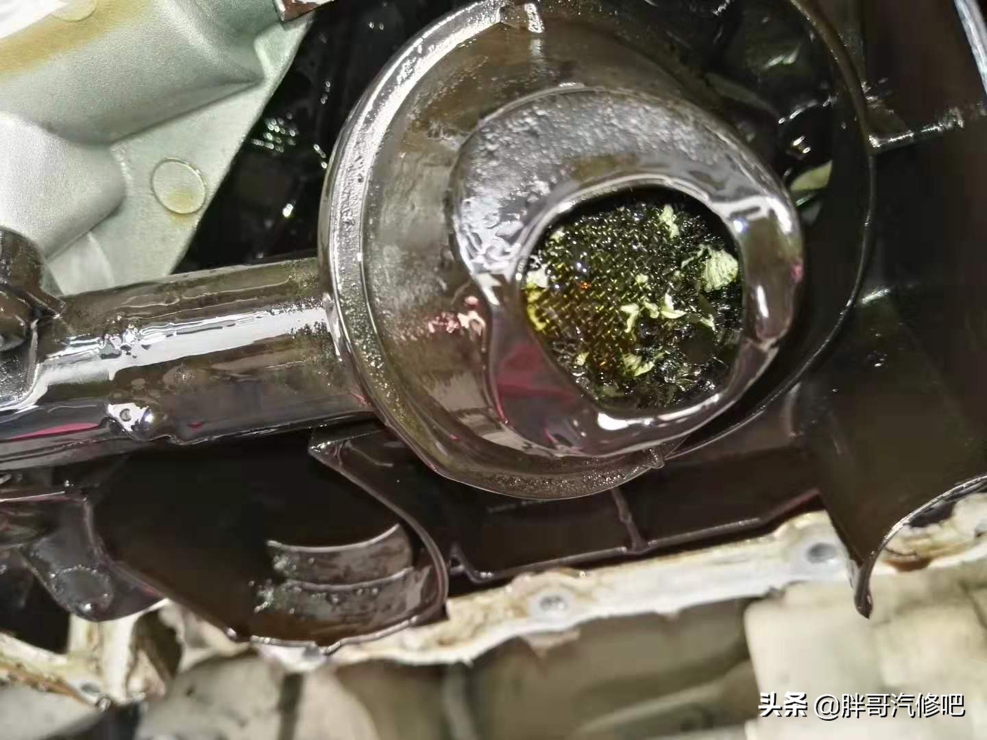 途观机油压力低报警，胖哥分享维修过程