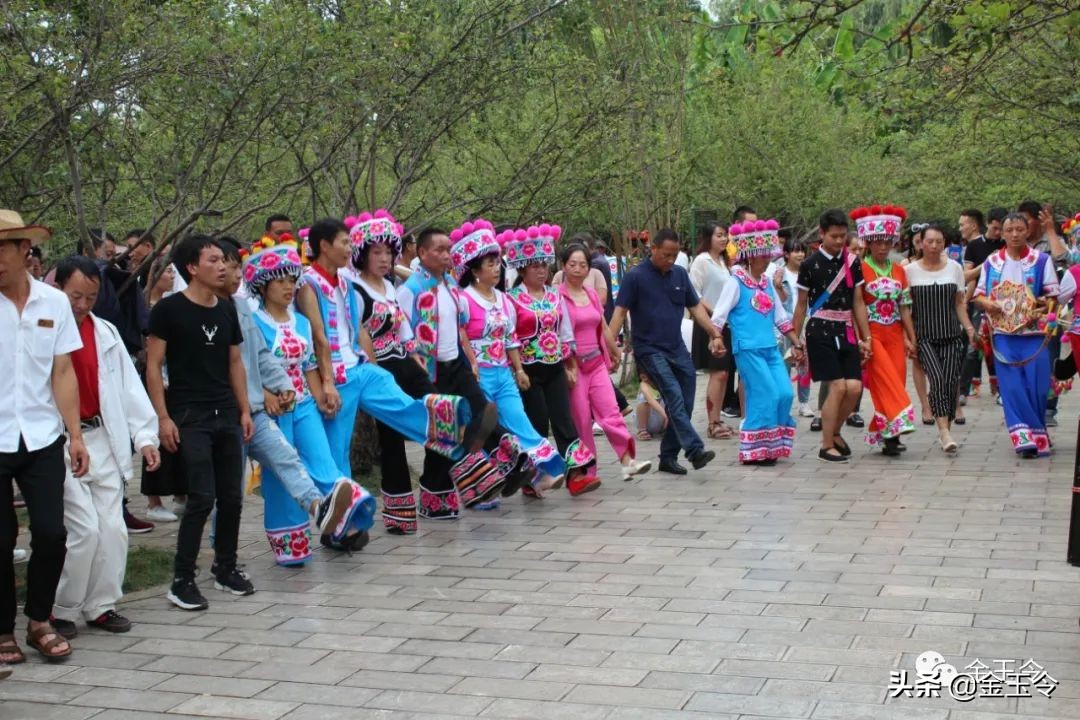 走过广场舞的前世今生