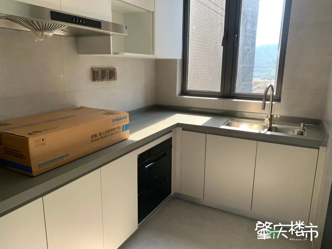 卖售楼部！撤沙盘！肇庆江景盘6字头起清货！曾卖至万元