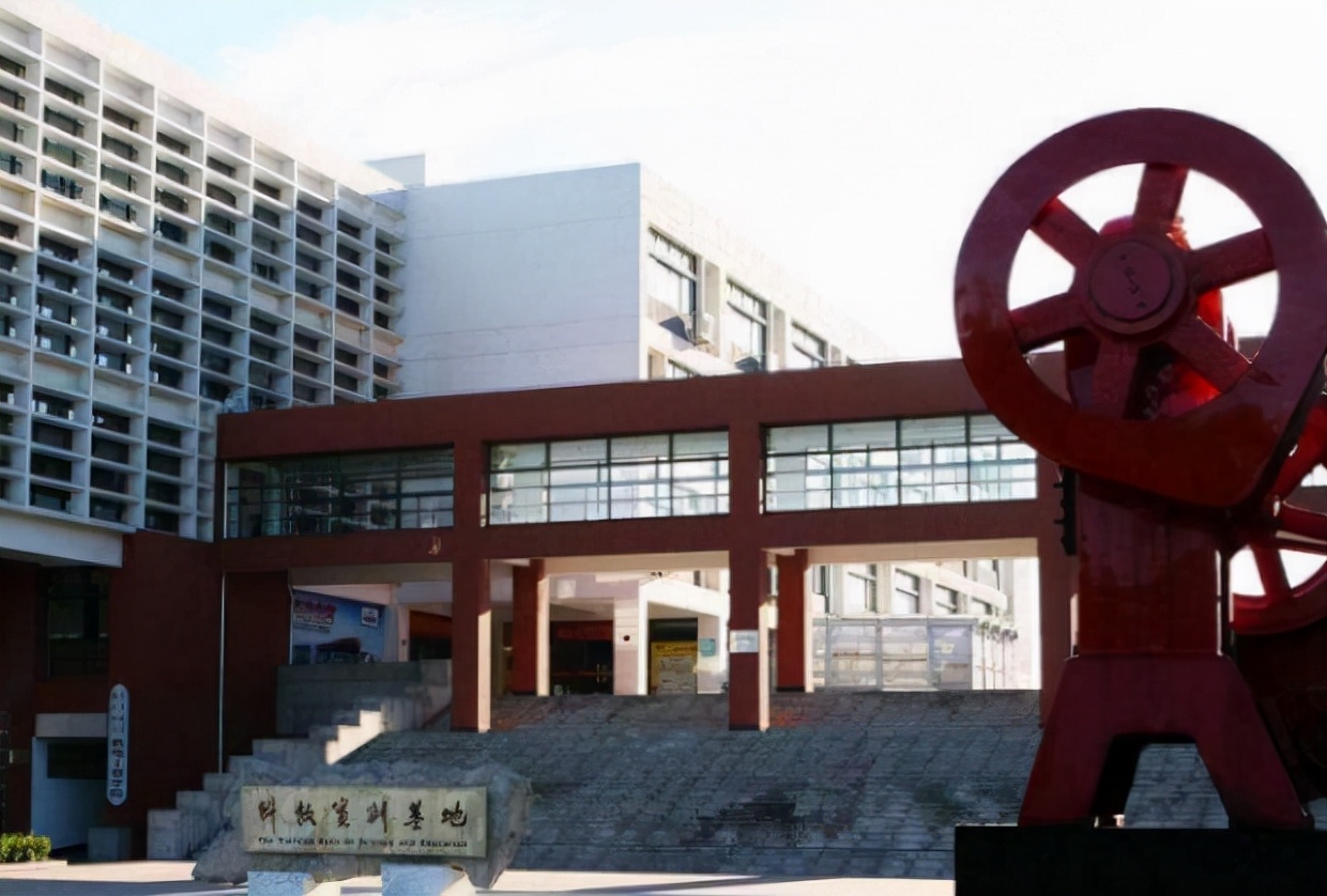 我国有3所专科院校，录取分数不高实力却不俗，学生毕业后有发展