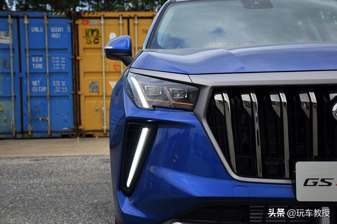 2.0T+6AT，轻松满足1米8乘客 传祺GS4推PLUS版