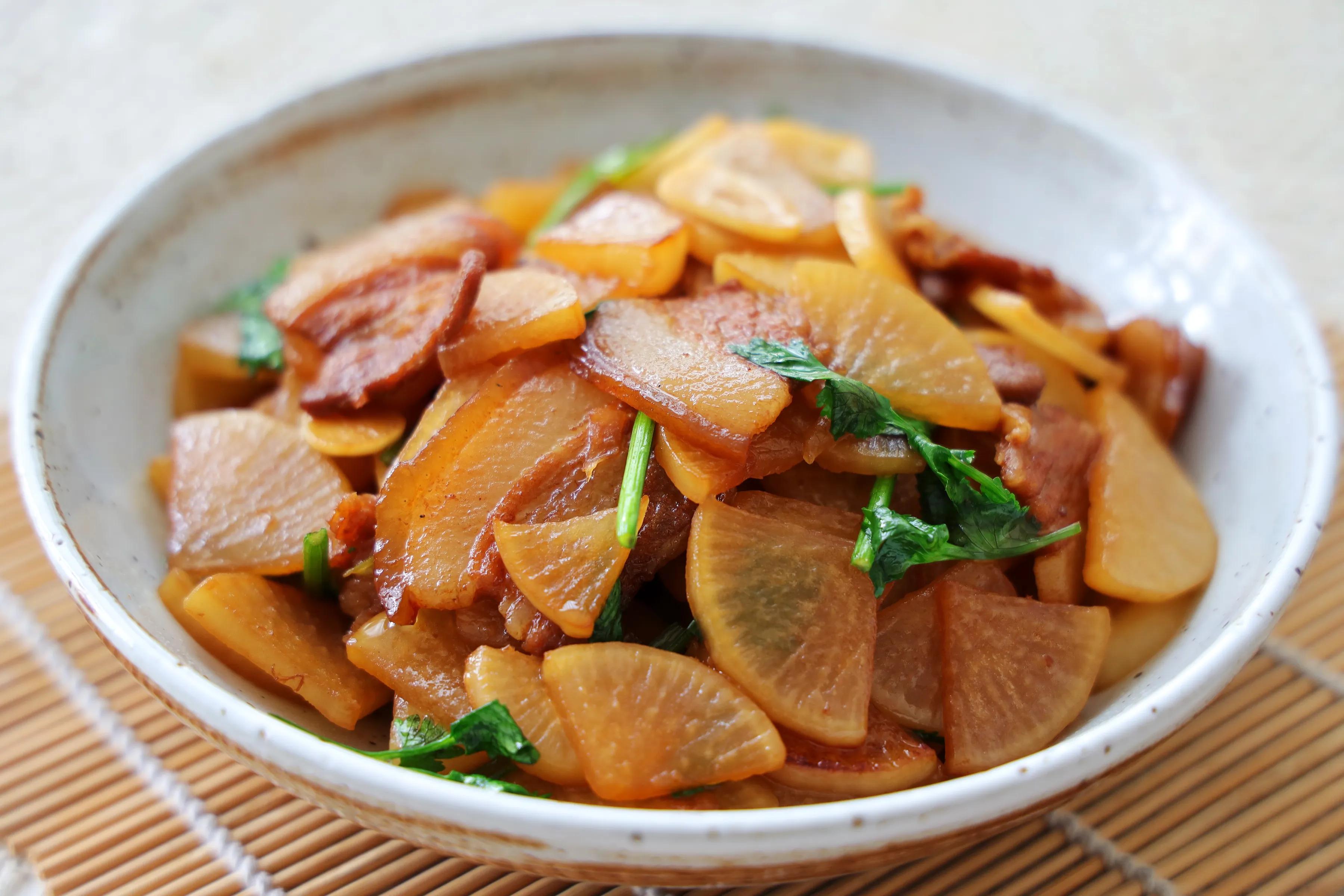 马上要立冬了,白萝卜要多吃,好处多多,教你好吃又简单的做法