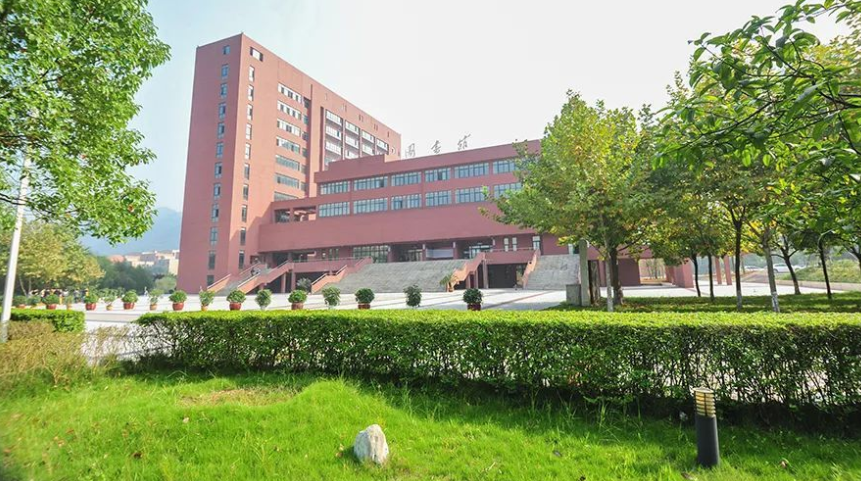重慶機電職業(yè)技術(shù)大學招生“遇冷”，缺額931人，主要原因有3點