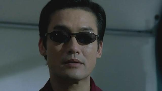 梁家辉黑帮电影《江湖告急》:一部看着很过瘾的"烂片"
