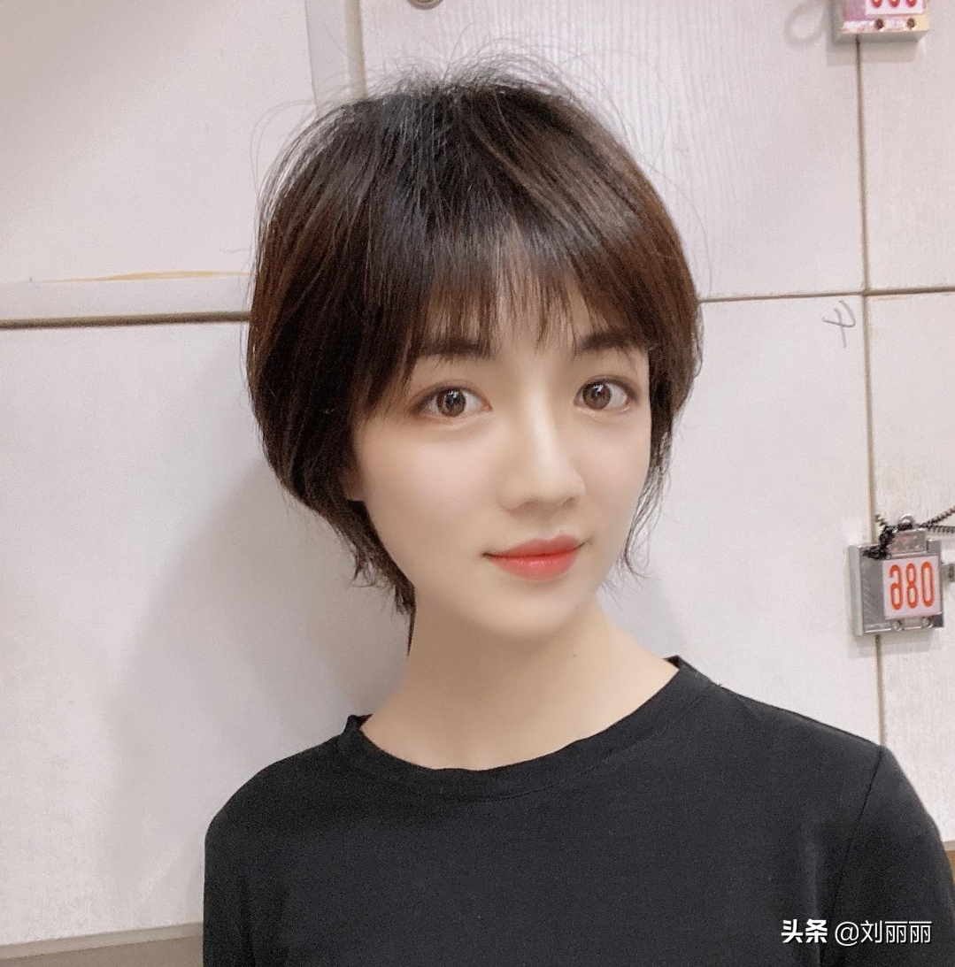 头发颜色图片(今秋高人气发型24款) - 赤虎壹号