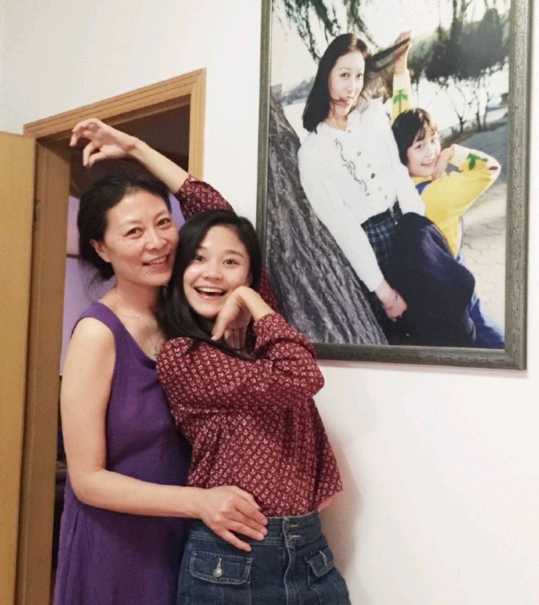 著名演员岳红：生女五个月被离婚，单亲妈妈31年，风光背后有眼泪