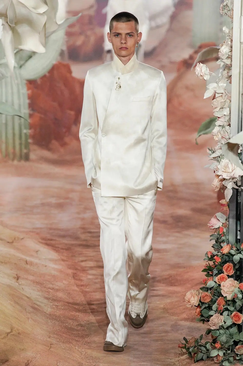LV、Hermès等8大奢牌┃ 2022春夏巴黎&米兰男装周大赏美行加人382
