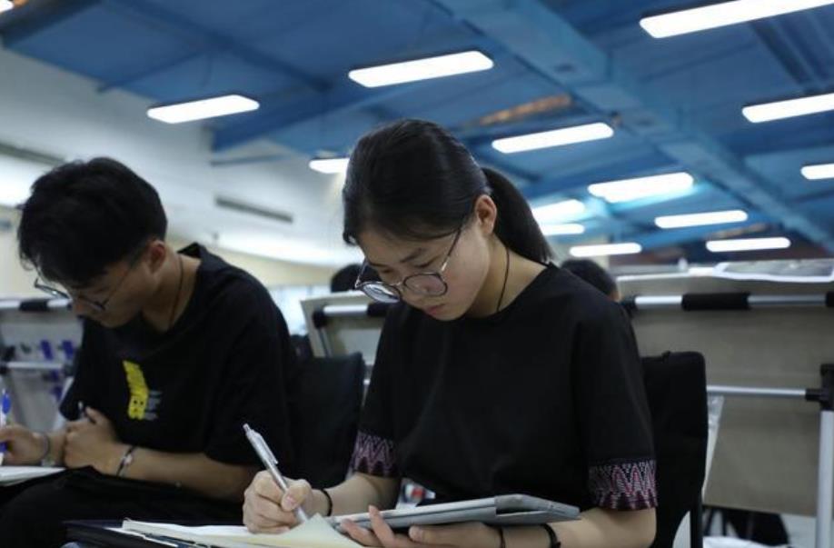 3+2对口升本、统招专升本和普通本科，三者有何区别？哪个难度大