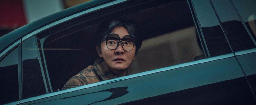 人生就像一部车，每个人都在车上