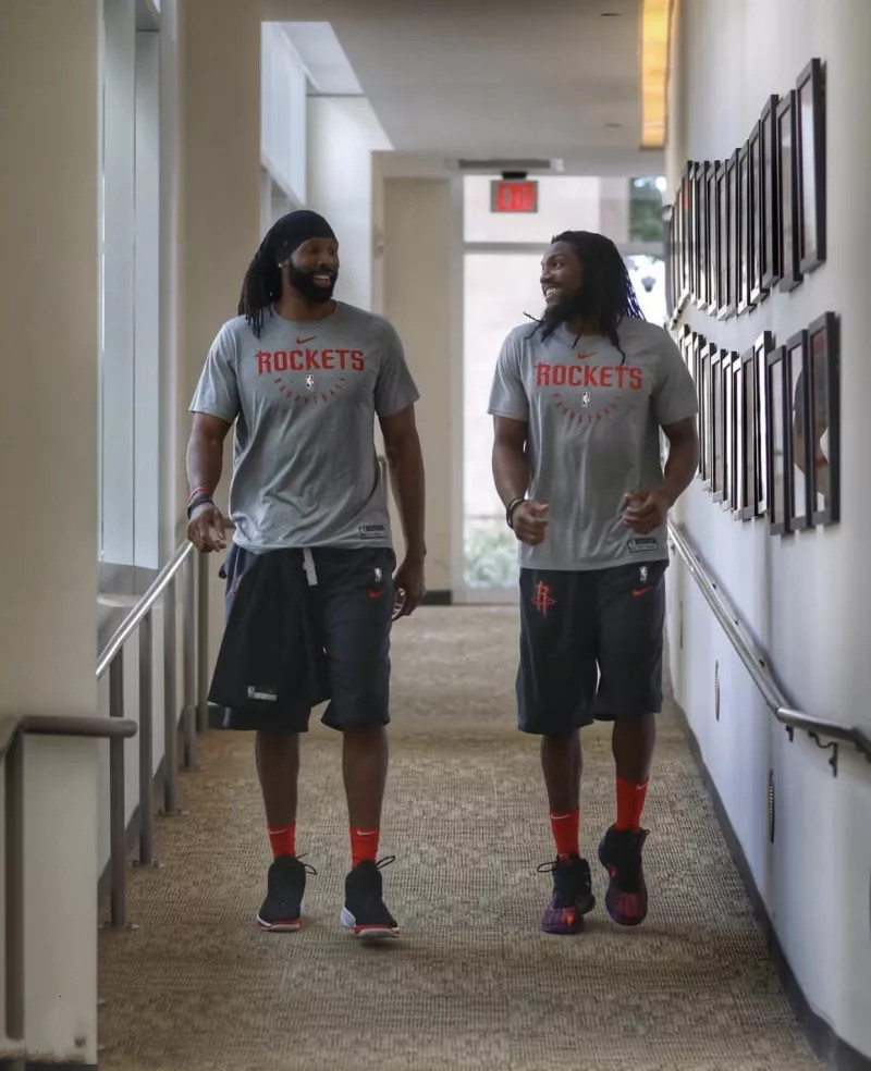 半兽人 nba 为什么(被称作“半兽人”的三个男人！都与火箭有关系，站在一起很难分辨)