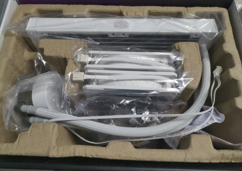 锐龙5800x+华硕b550m装机分享：光污染环境颜值爆表