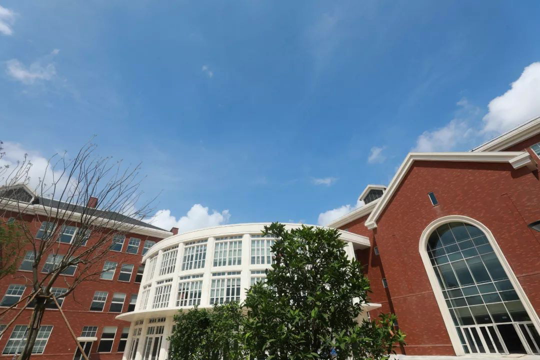 清澜山学校——四年四千万奖学金等你来拿