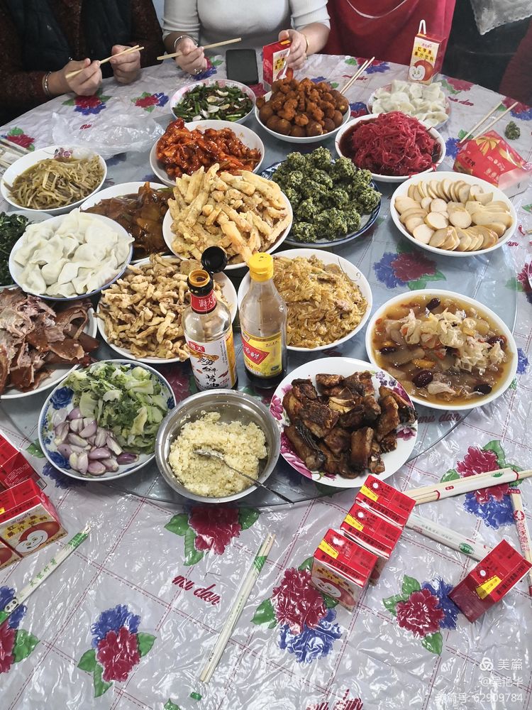 吴艳华：《冬至时节话饺子》