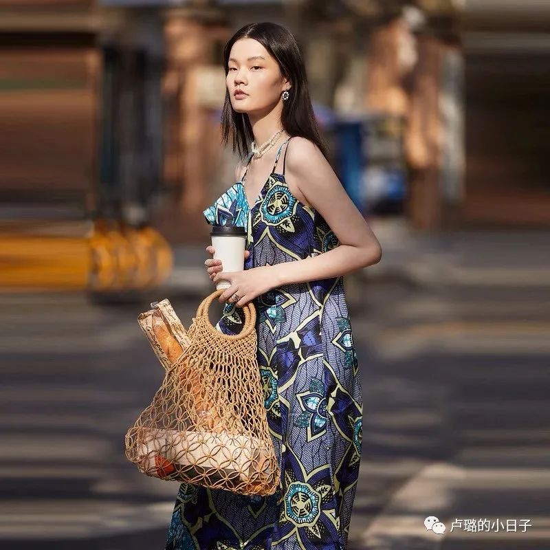 看了這8個(gè)國(guó)產(chǎn)服飾品牌，才明白什么是屬于中國(guó)的高級(jí)感