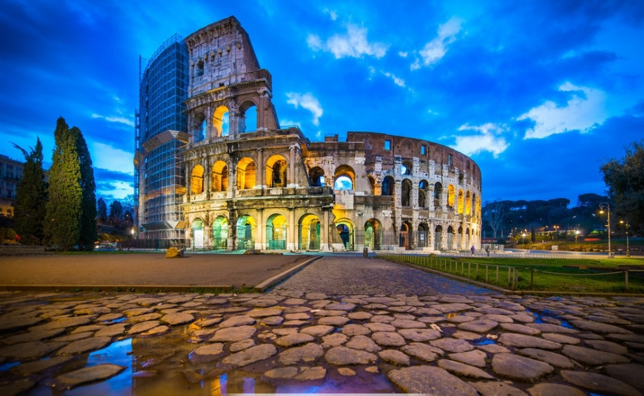 通过对罗马法精神的描写，谈我国法治建设过程与罗马法精神的联系