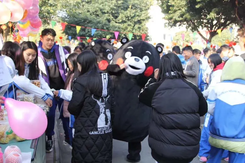 四川这所学校不一般！隐藏在成都的人民大会堂选拔川厨的指定学校