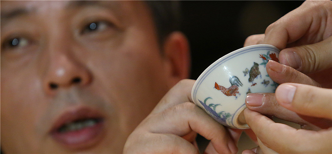 创业传奇:花2.8亿买鸡缸杯的刘益谦,是如何白手起家的?