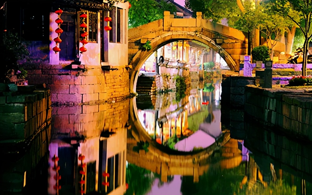 中国最具特色的20个小镇，记住它收藏它