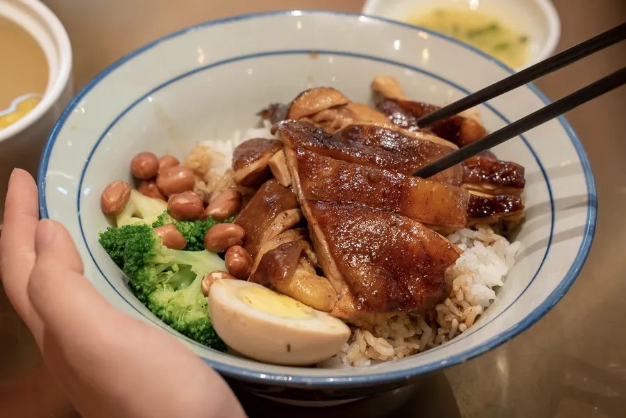 魔都平价又好吃的烧鸭/油鸡饭有哪些？