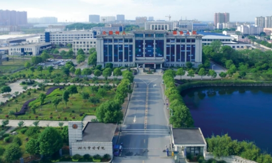 湖南这所高校，60%毕业生都是公务员，录取门槛只比二本线高14分