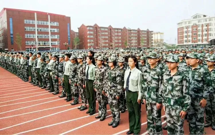 2020衡水一中保定分校（贺阳外国语学校）幼升小，小升初火热报名