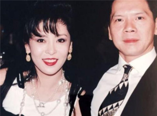 1996年，向华强在北京遭无名之辈打两耳光，如今那人怎样了？