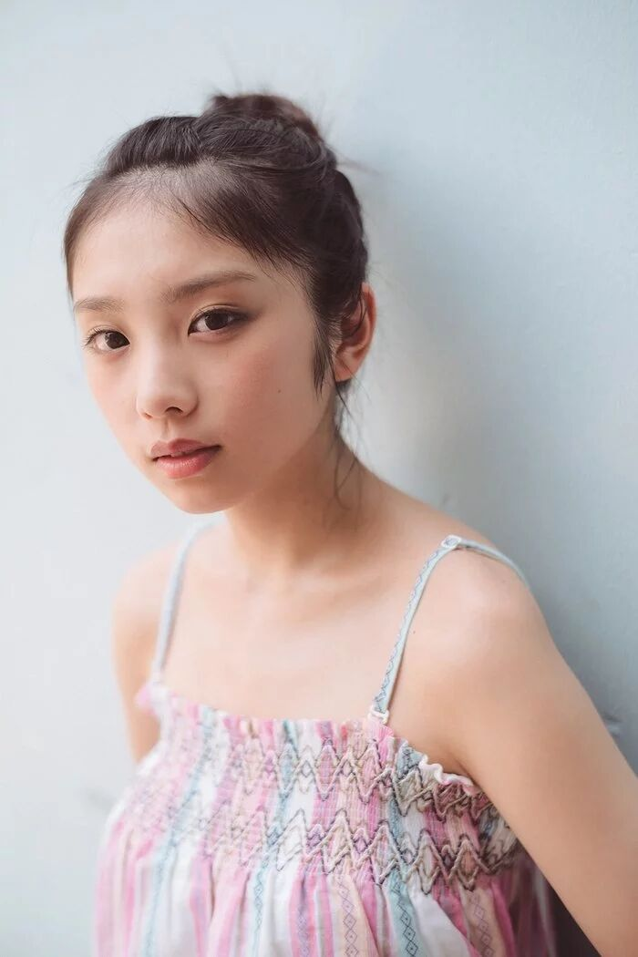 疯狂大卖！日本美女写真TOP10，真有这么好看吗？