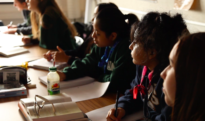 “我在美国读高中，暑假回国补英语”