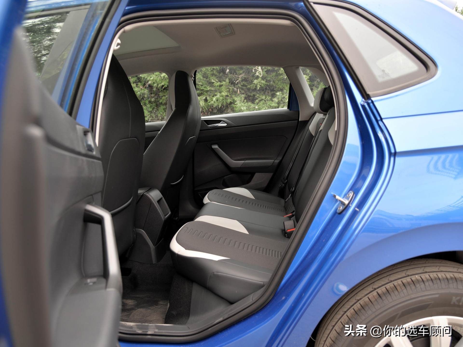 5l油耗实惠合资车,实拍大众polo