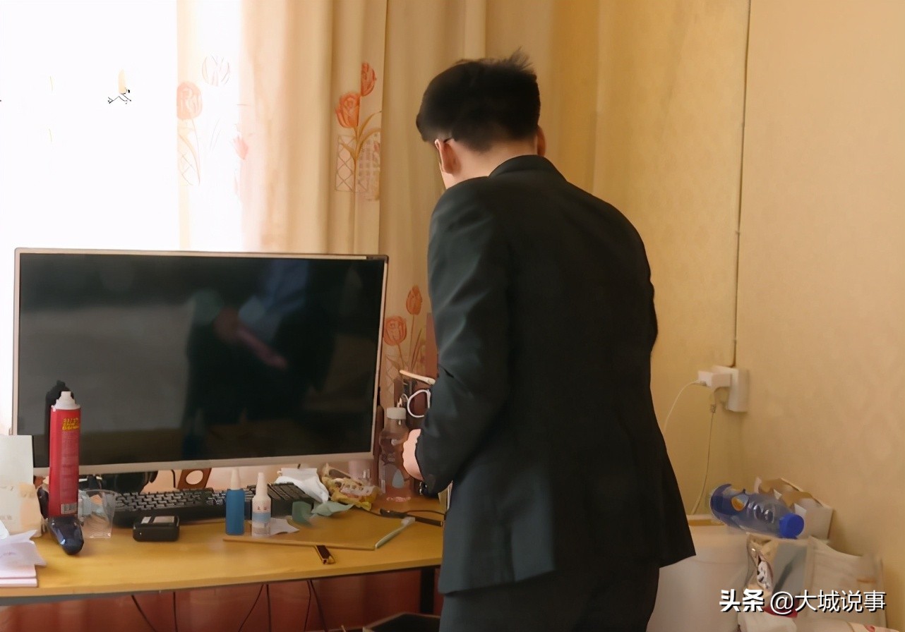 醒来多个“草莓印”，三年感情差点凉凉，男子上医院证清白