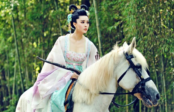 算完杨玉环的真实体重后,我才清楚历史真相