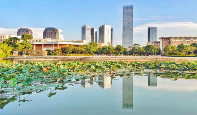 江西学费超贵的大学，录取分却不高，家境一般的学生慎重考虑