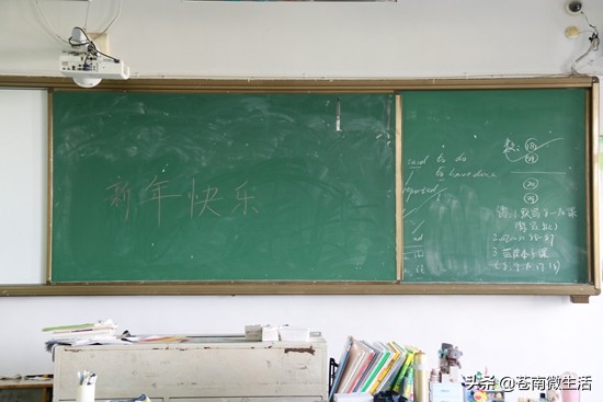灵溪校园①</p><p>　　嘿！好久不见，甚是想念