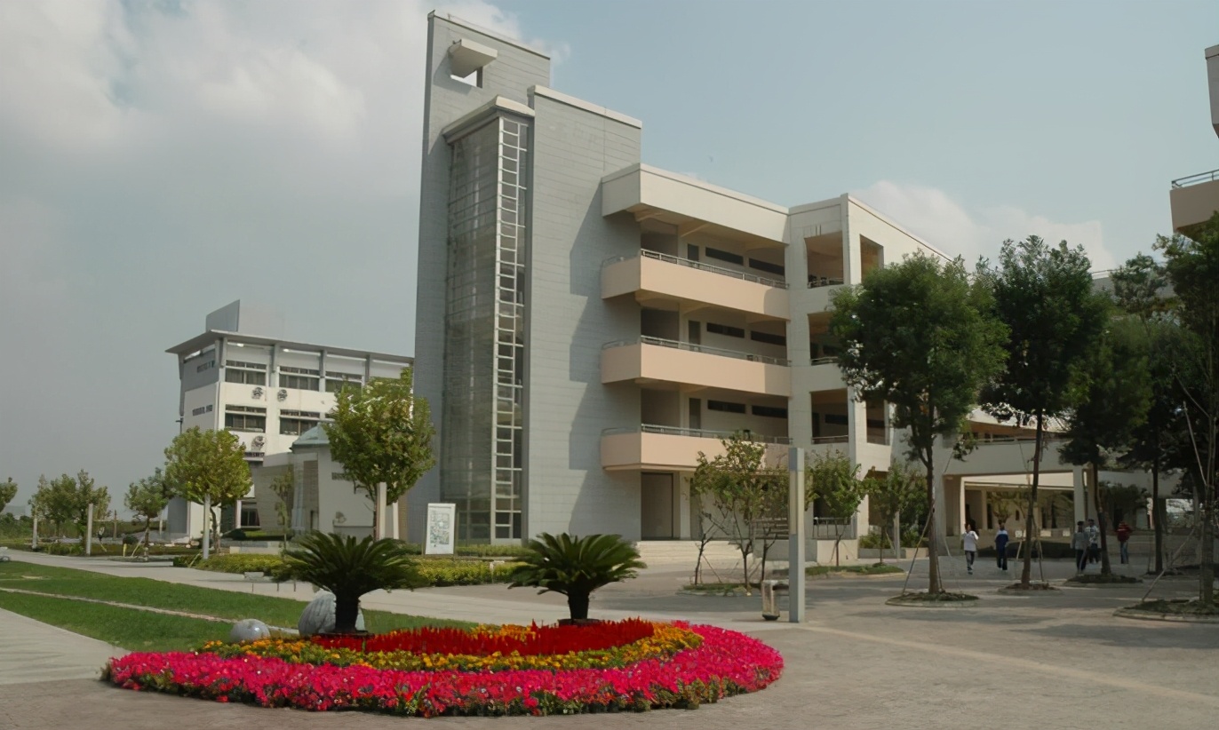 独立院校转设公办本科？聊城大学东昌学院或将转设，学生喜不自禁