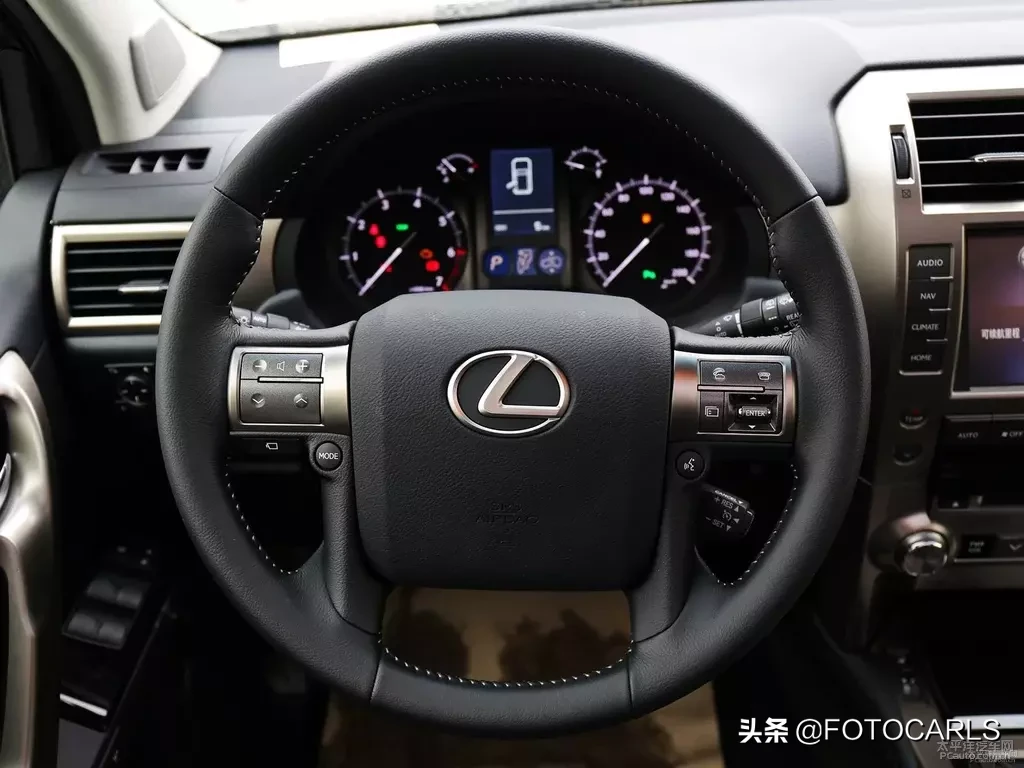 高配版“普拉多”！雷克萨斯GX 400实拍图赏，84万需要真爱！