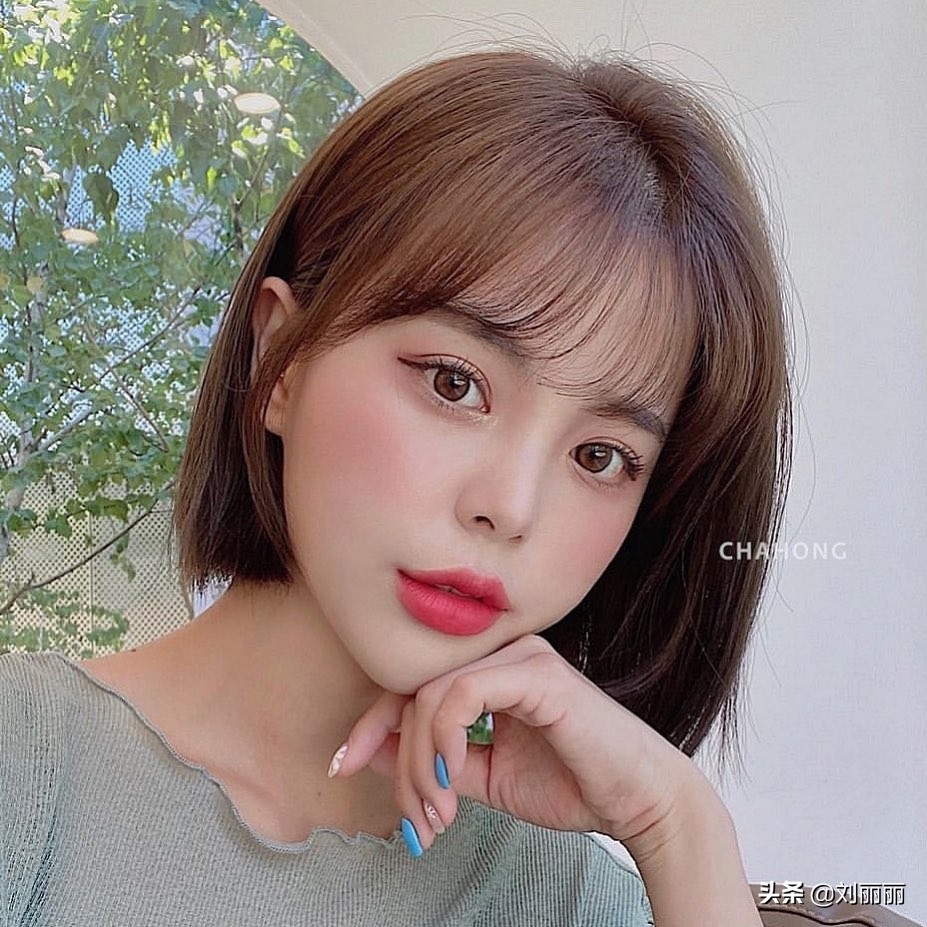 烫发女中长发2021(推荐21款最火的中长发发型)