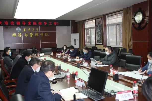 春风向暖，云端战“疫”，开启研究生“线上”新学期