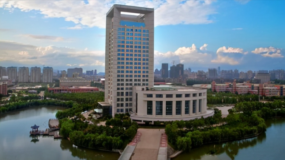 国内两所双非航空类大学，学科实力较强，就业方向明显，值得考虑