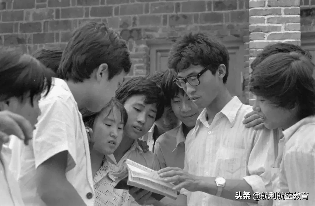 45张照片，几代人的高考记忆