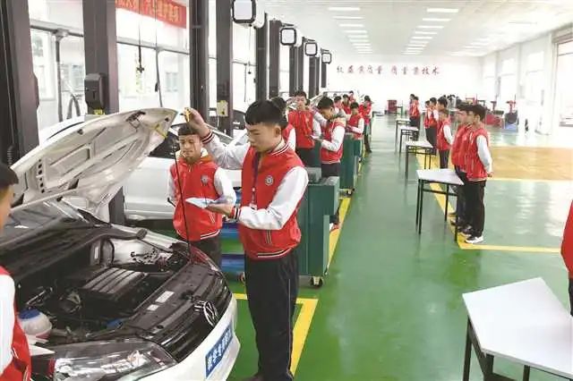 中考“普职分流”，牵动着家长们的心