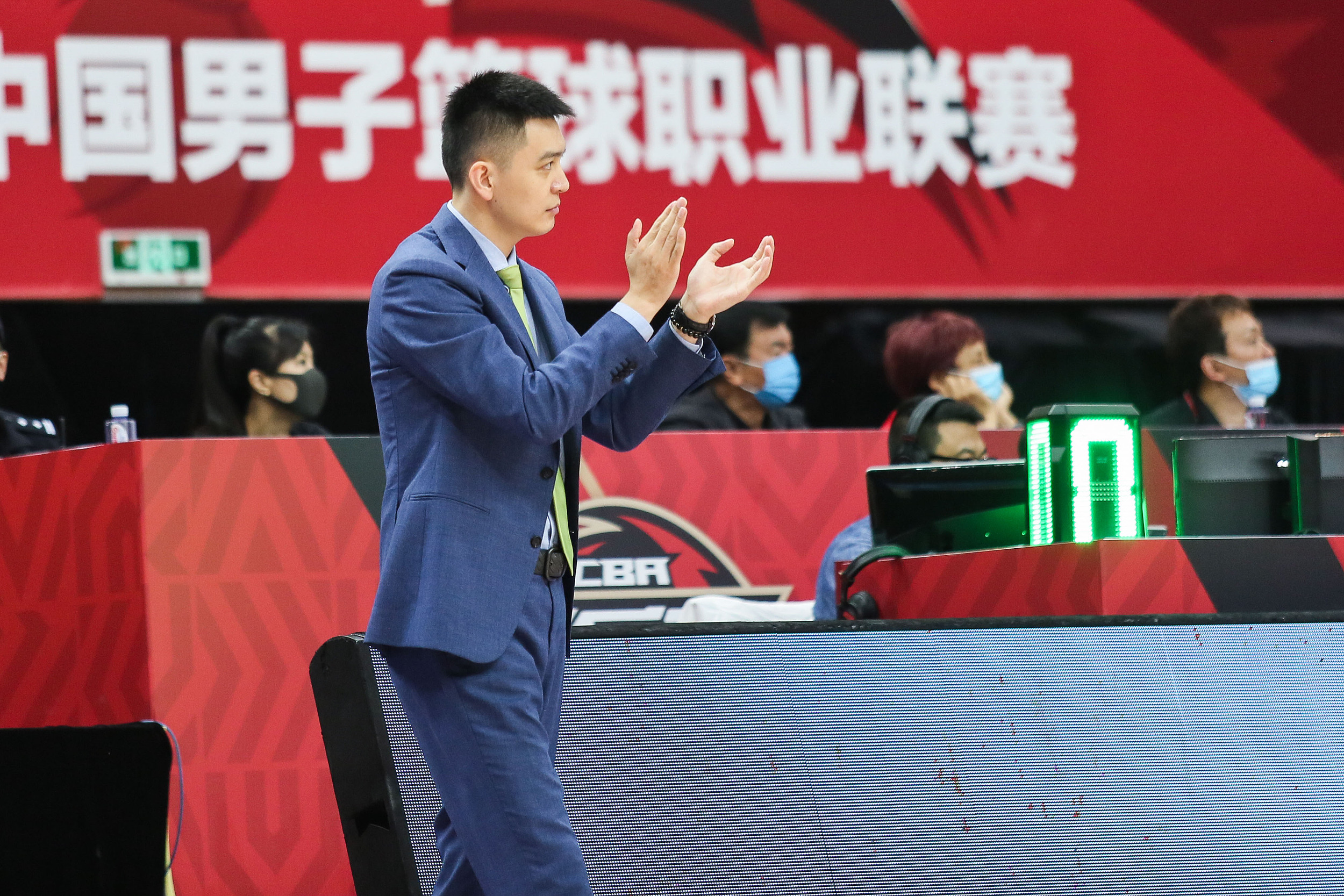 哪些nba球员没读大学(NBA和CBA后卫中的高学历球员，博士、硕士和名牌大学应有尽有)