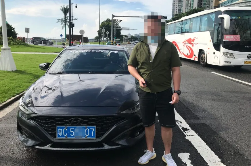 粤B兰博基尼飓风跑来珠海炸街，频发抖音被举报！交警全市布控！