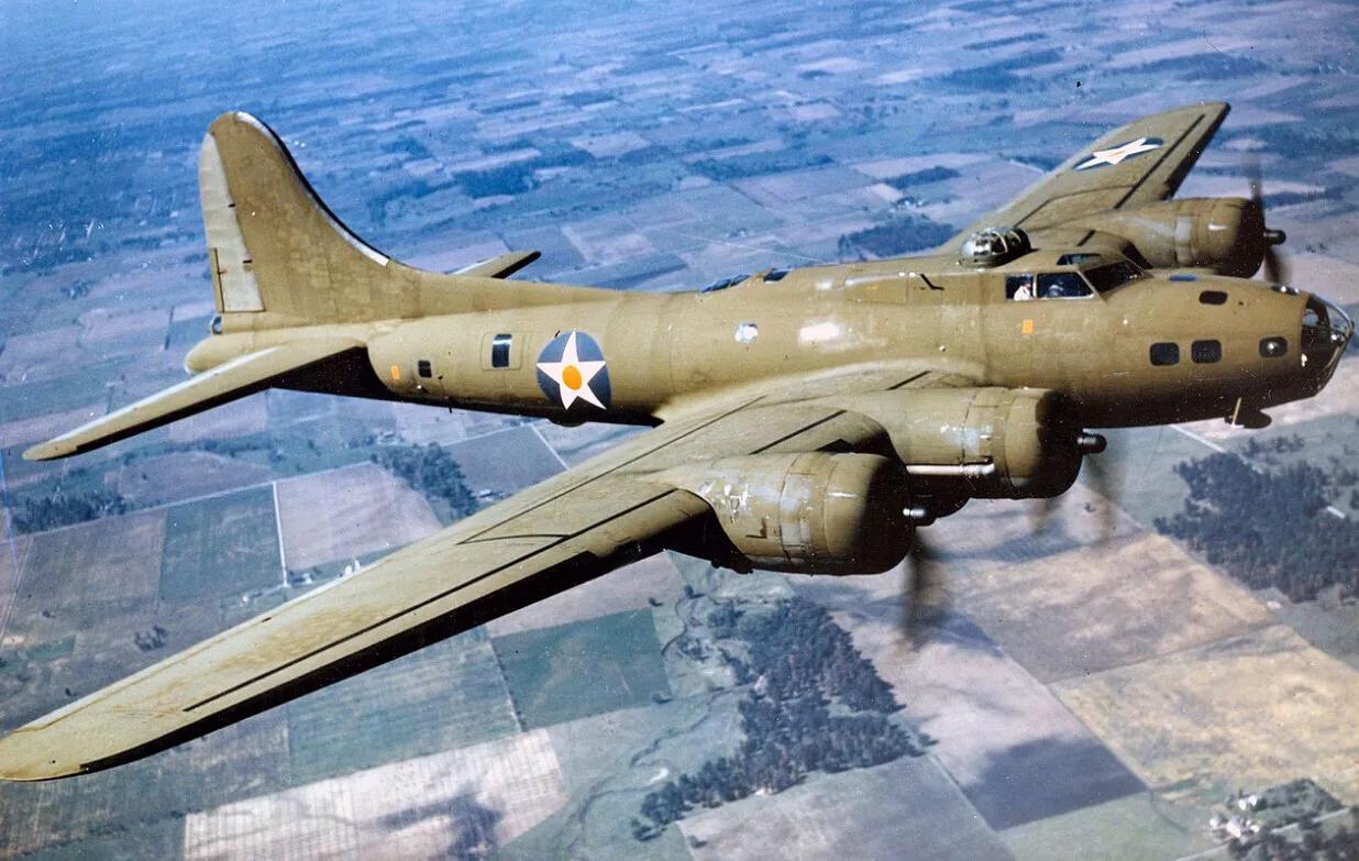 世界上最先进的轰炸机图片