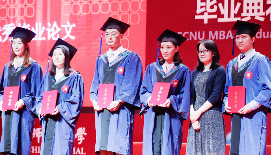 “三大顶流”师范大学，上海这所稳居第二，本科毕业就能落户上海